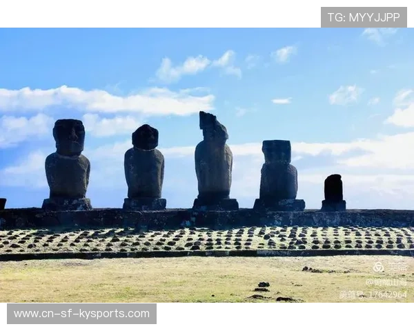 南美巨人之间的激烈对决引人关注，南美巨人石像