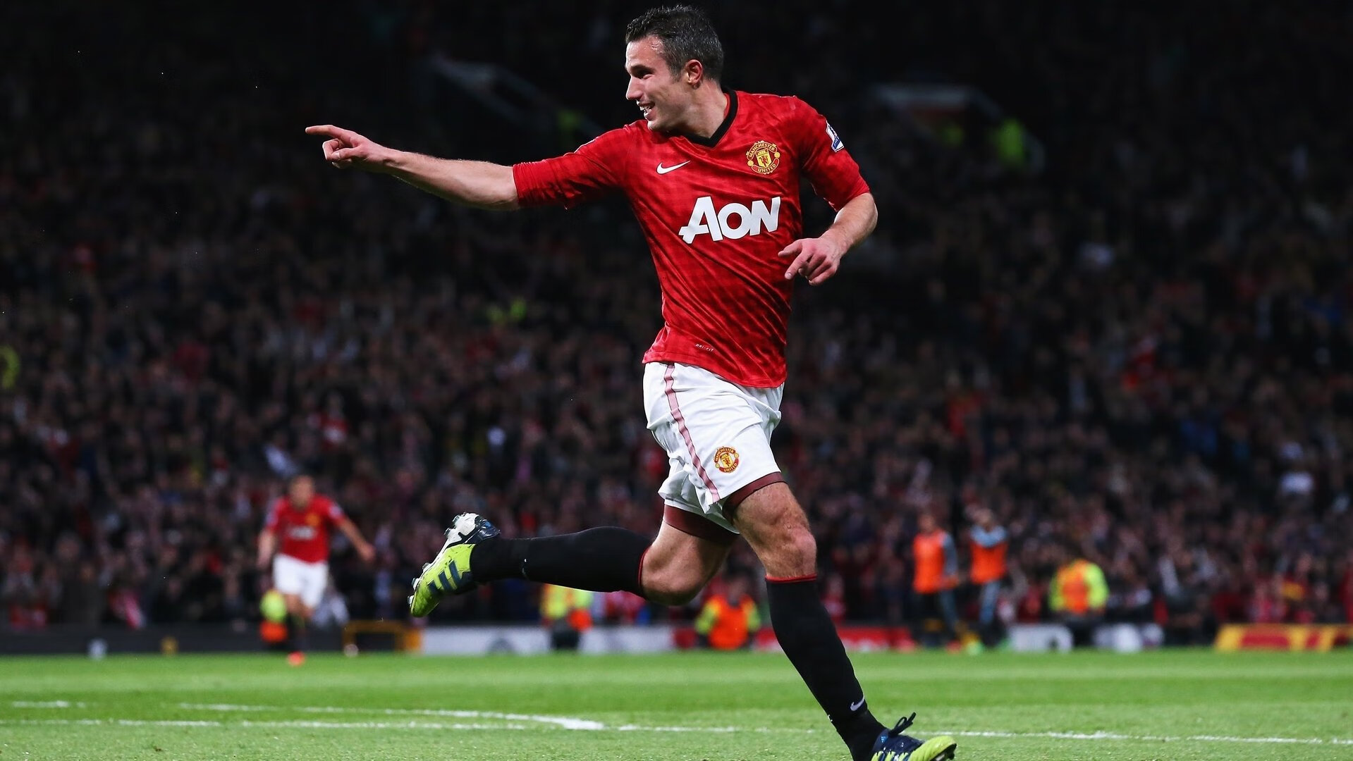 曼联引援候选名单曝光，多国球探参与，曼联引进球员